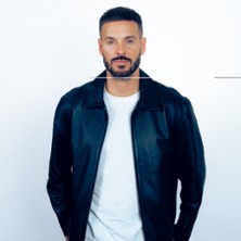 M POKORA Les Sc&egrave;nes d'Ete